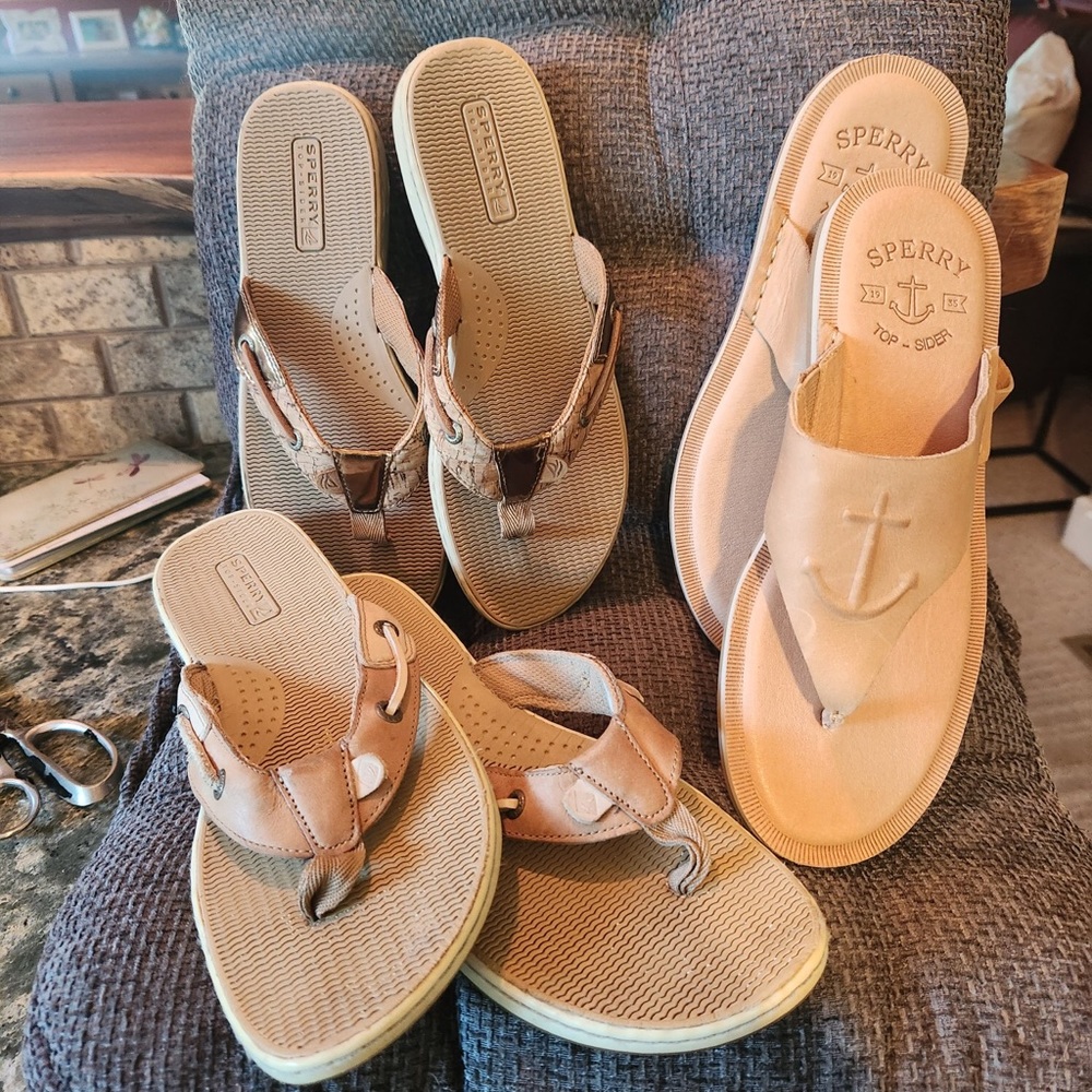 Sperry Sandal bundle size 8